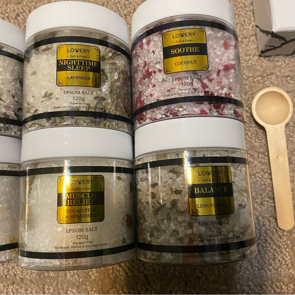 New {LOVERY} Epsom Salts Gift Set, 6 Scented Relaxing Spa Bath Soaks - Picture 8 of 16